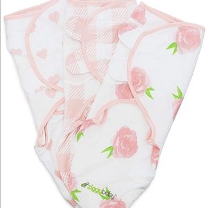 NWOT Baby Swaddles 🌟ONLY 2🌟